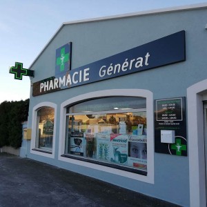 croix-de-pharmacie-sur-façade.jpg